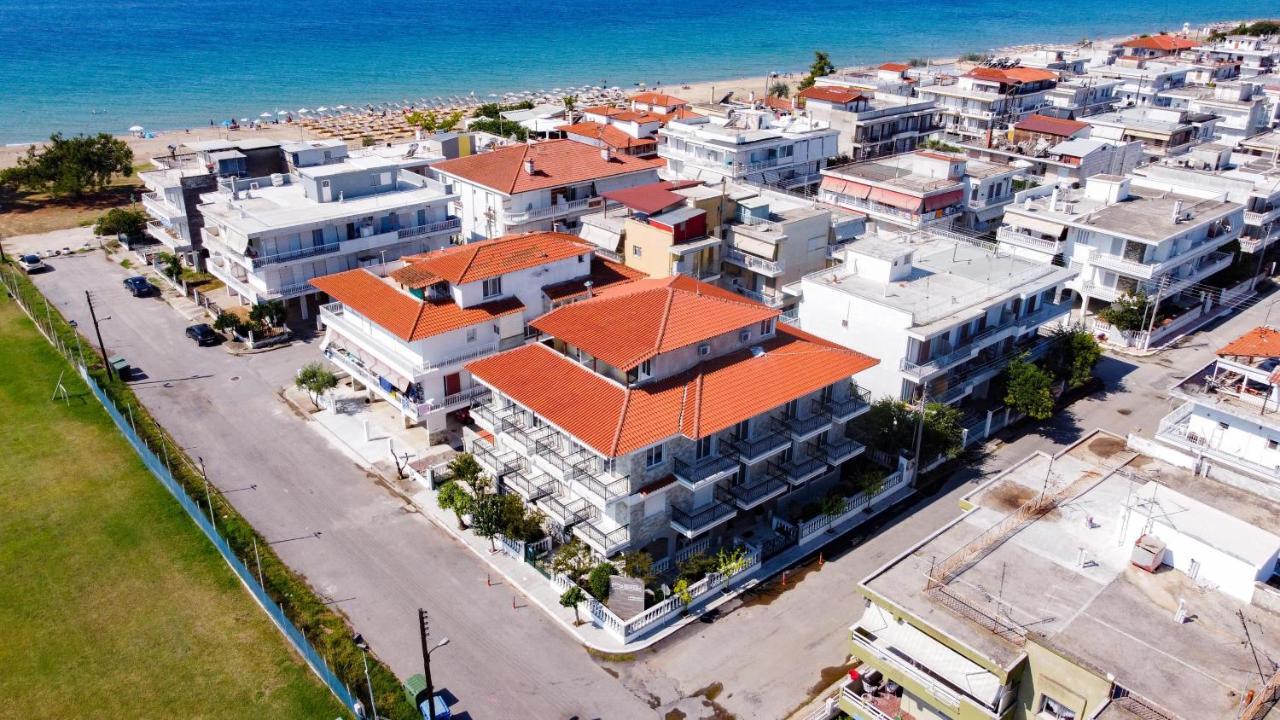 Dionisos Apartments Paralia Dionysiou Bagian luar foto