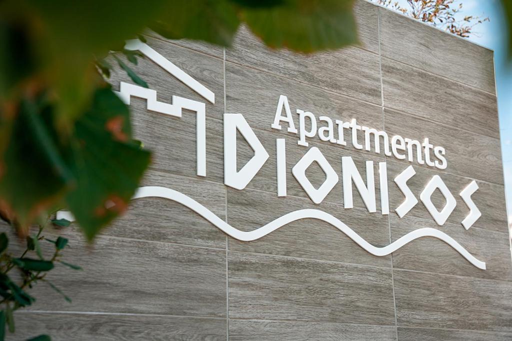 Dionisos Apartments Paralia Dionysiou Bagian luar foto